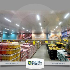 Placa-em-Lona-com-Estrutura-de-Metalon---Supermercado-3